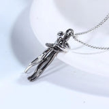 Hug Pendant Couple Necklace for Men & Women